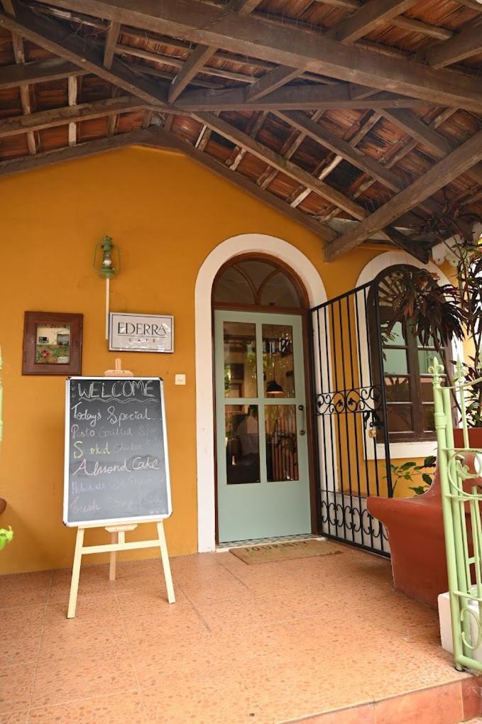 Ederra Stays & Cafe Panadží Exteriér fotografie
